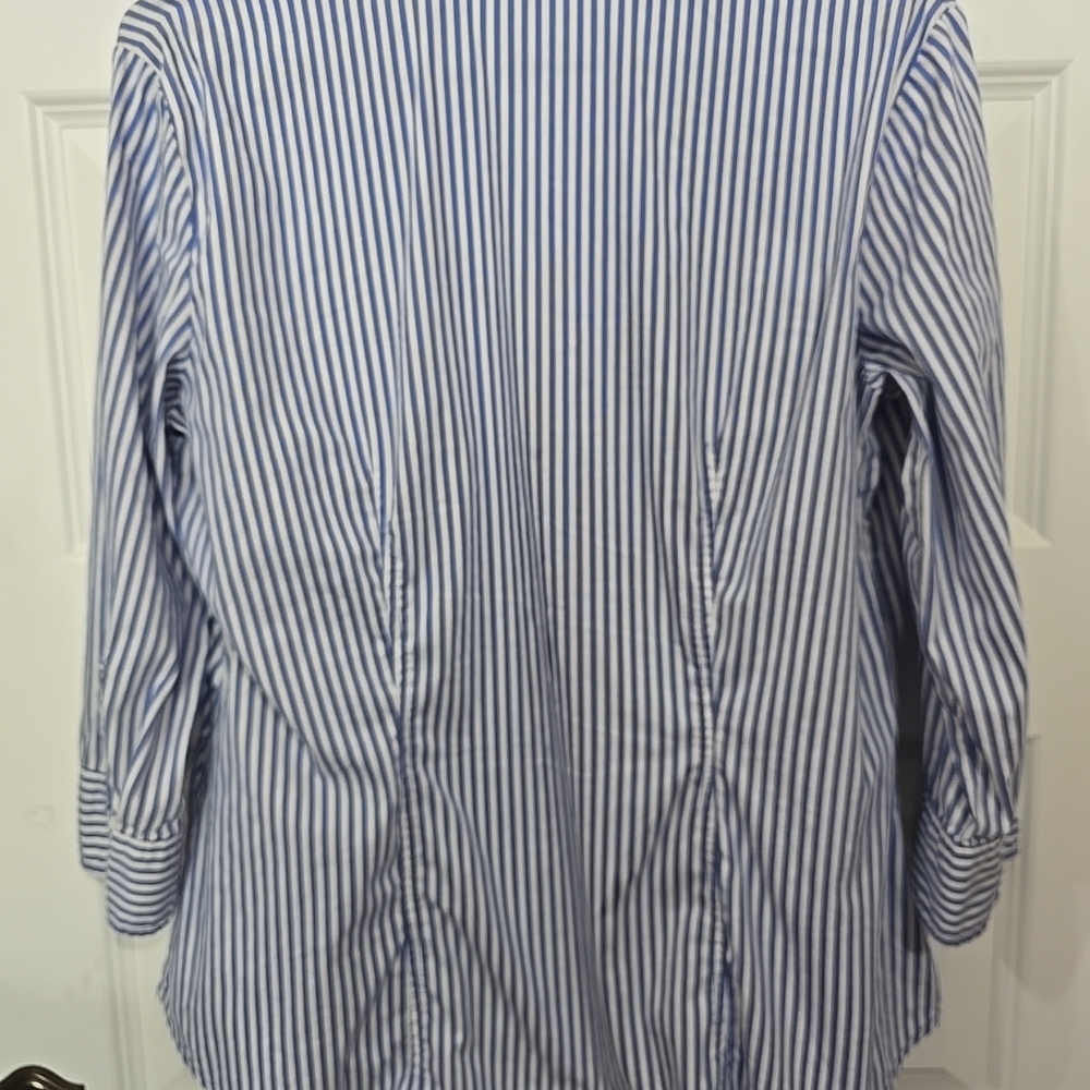 New York And Co Womens Dress Shirt Sz M - Picture 4 of 7